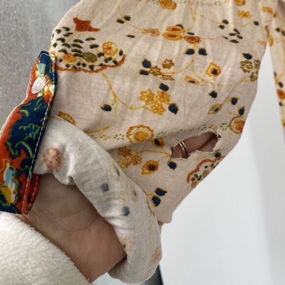 Anthropologie Tiny Boho Devas Sequin Top Printed Casual Roll-Cuff Multi S - Picture 12 of 16